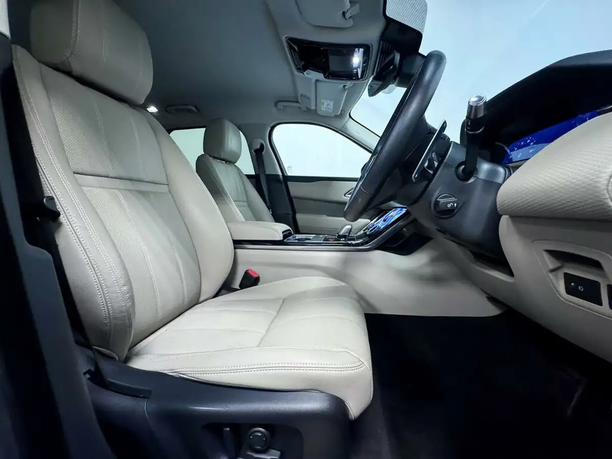 2021-land-rover-range-rover-velar-20-d200-se-big-33