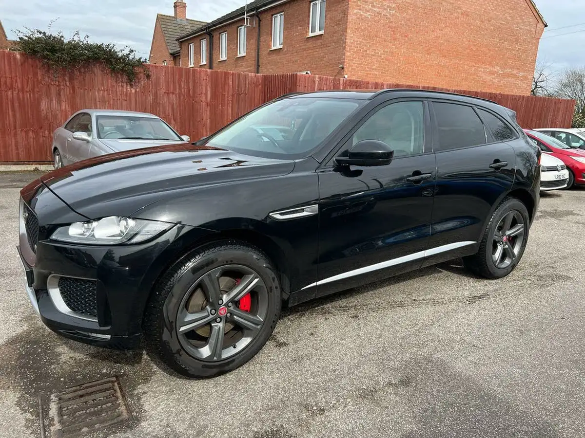 2019-jaguar-f-pace-30td-s-v6-ss-big-13