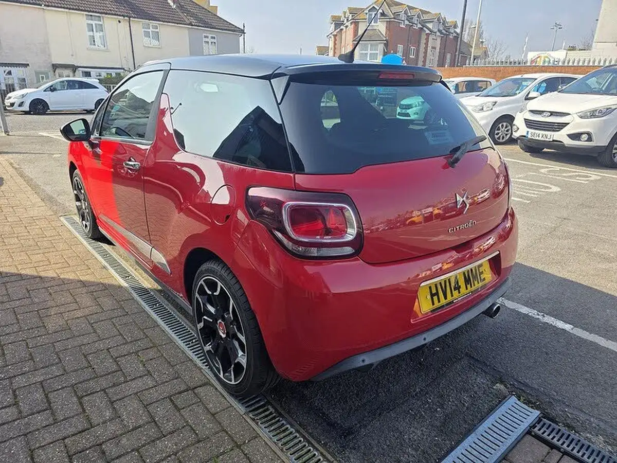 2014-citroen-ds3-16-dstyle-plus-vti-120bhp-big-4