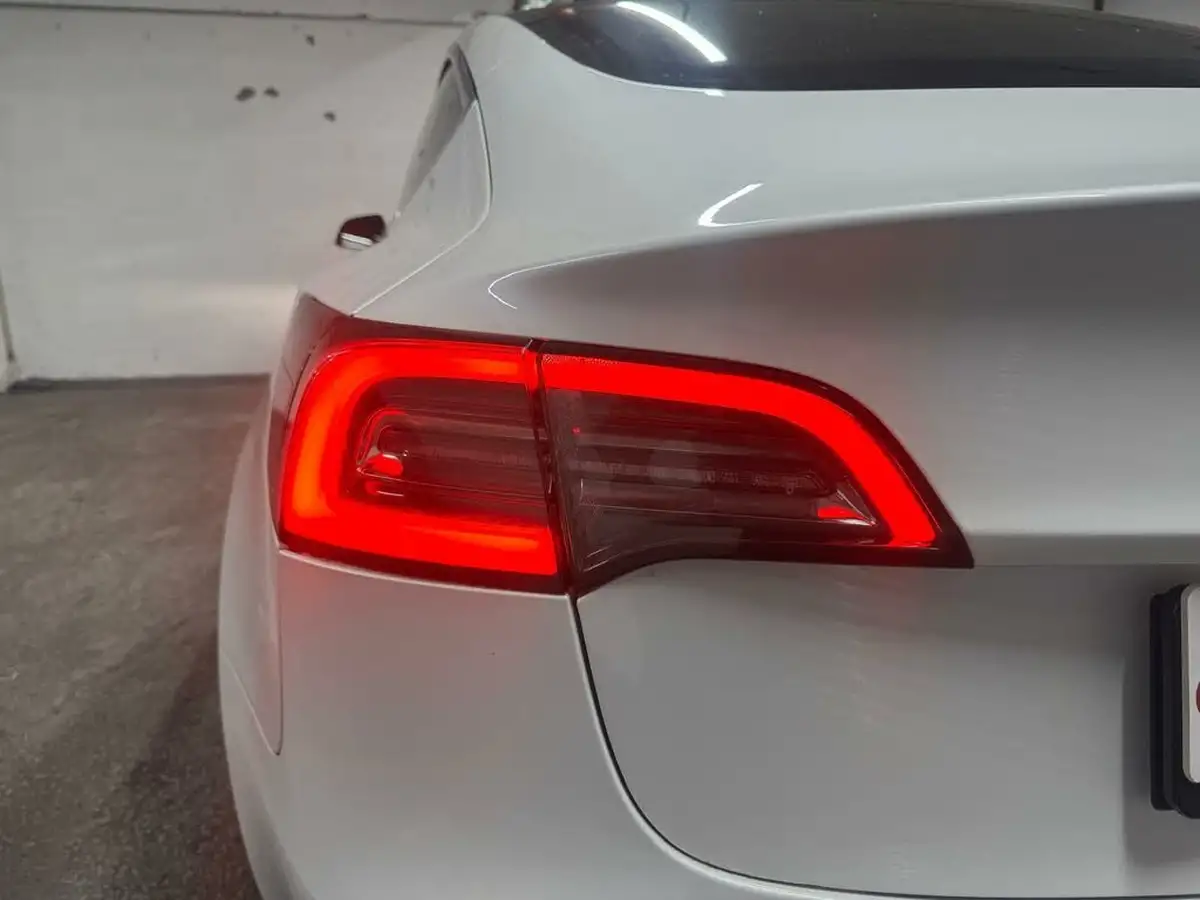 2019-tesla-model-3-e-standard-plus-big-67