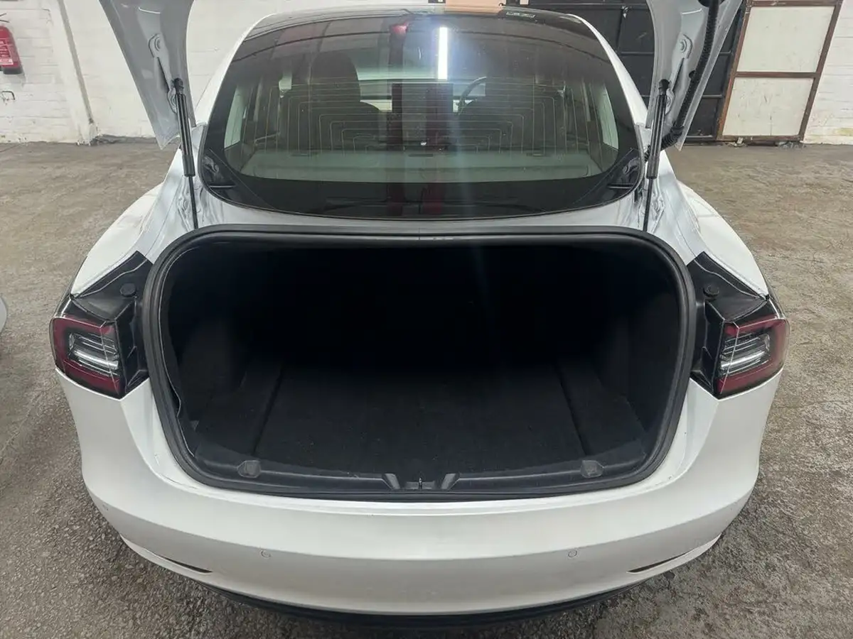 2019-tesla-model-3-e-standard-plus-big-43