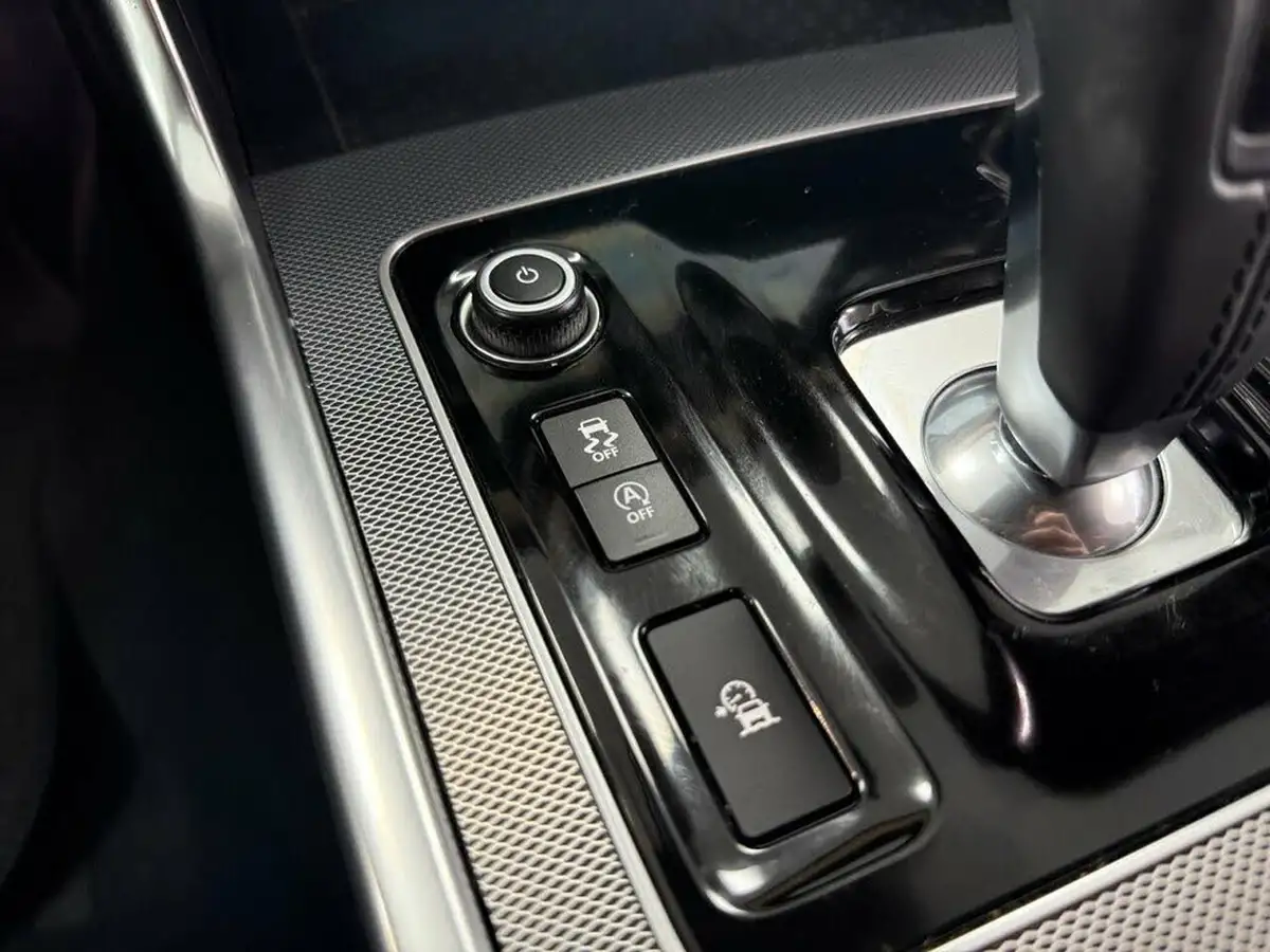 2020-jaguar-xe-20d-r-dynamic-se-awd-big-55