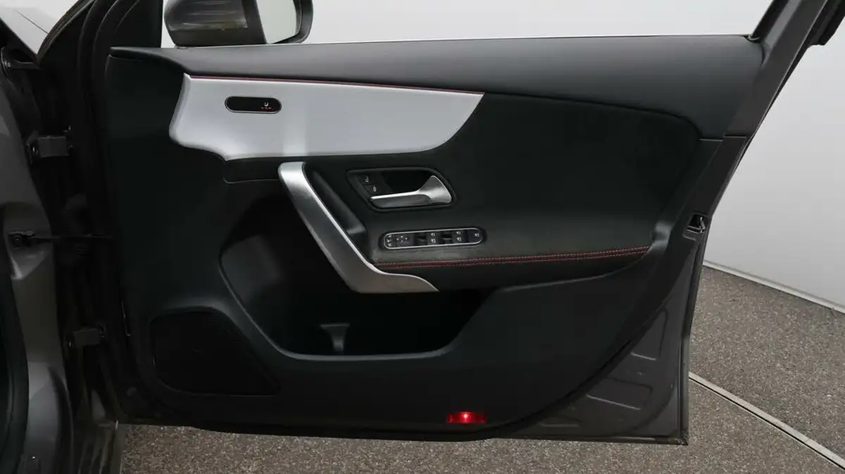 2021-mercedes-benz-a-class-13-a200-amg-line-premium-hatchback-5d-big-15