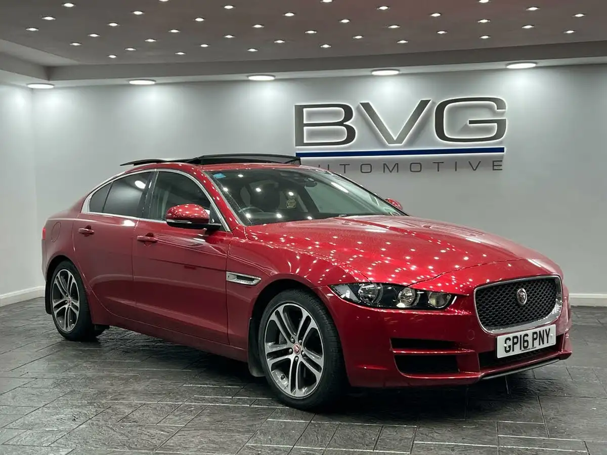 2016-jaguar-xe-20i-prestige-big-0