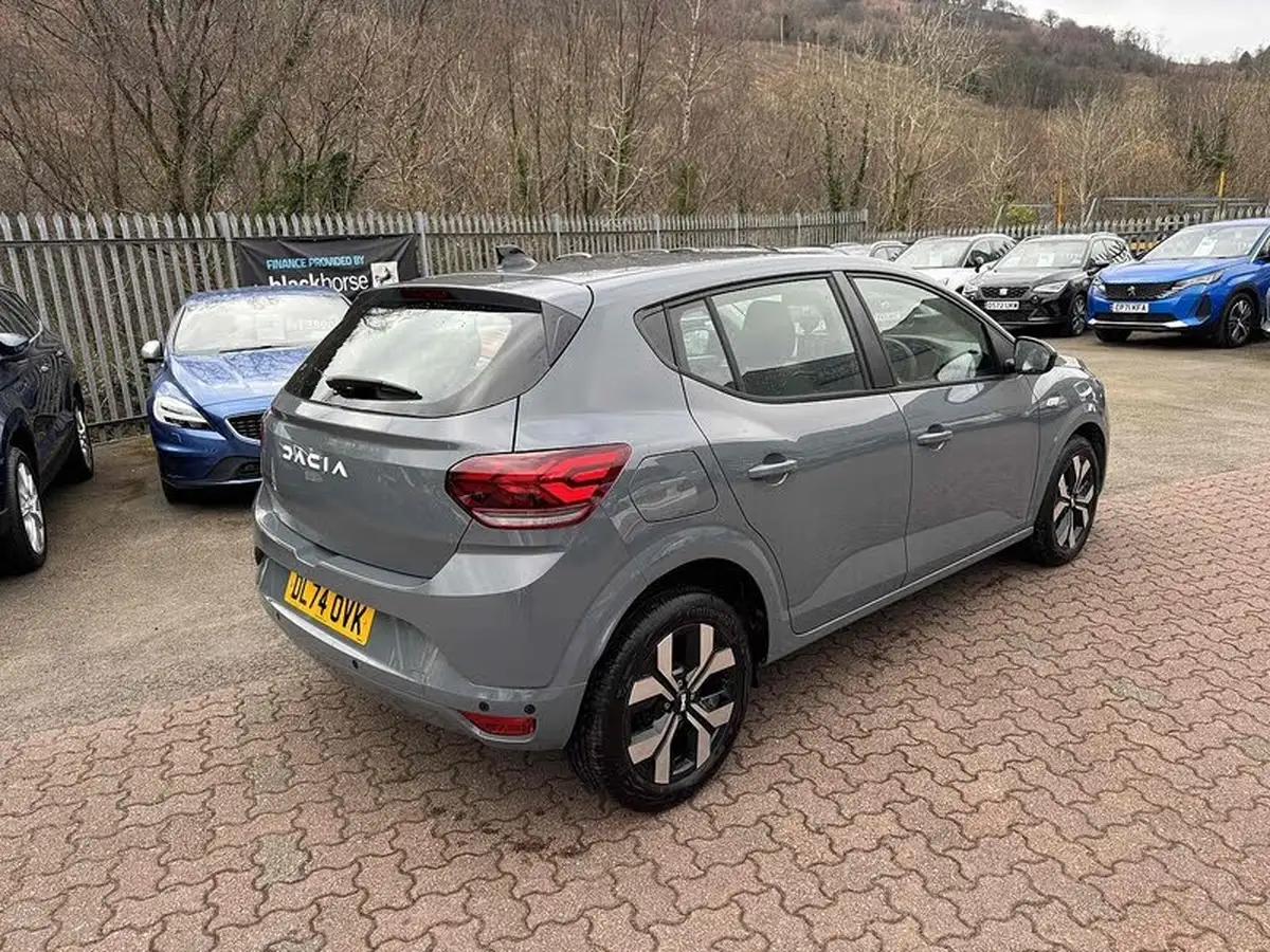 2024-dacia-sandero-10-tce-journey-90bhp-big-2