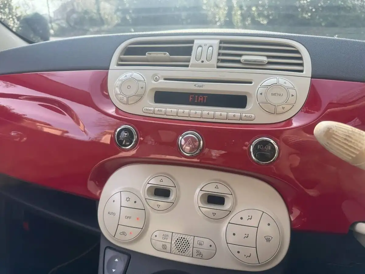 2015-fiat-500-12-lounge-ss-big-7