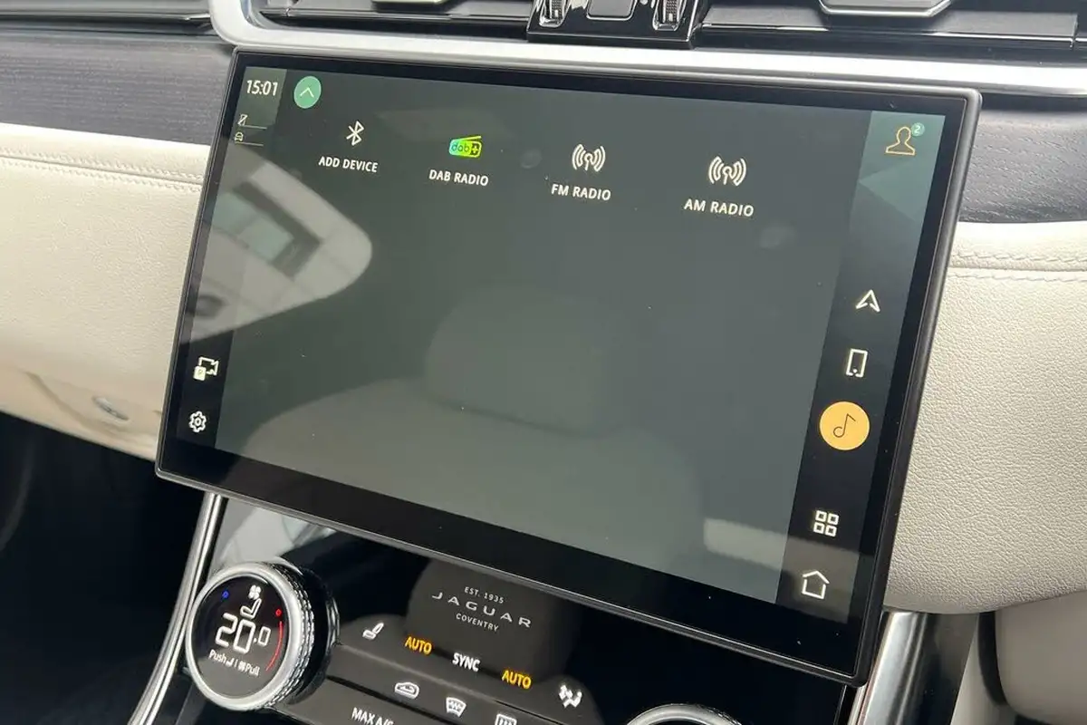 2024-jaguar-xf-20-d200-r-dynamic-hse-black-saloon-4d-big-20