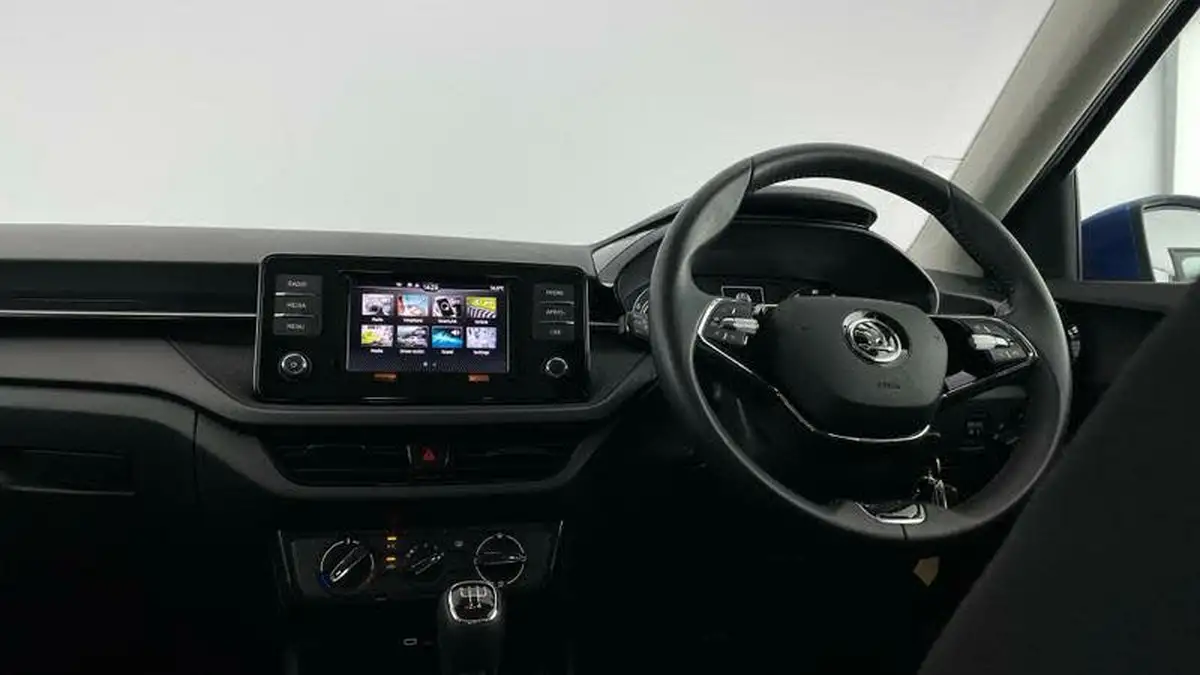 2022-skoda-fabia-10-tsi-se-comfort-95ps-big-21