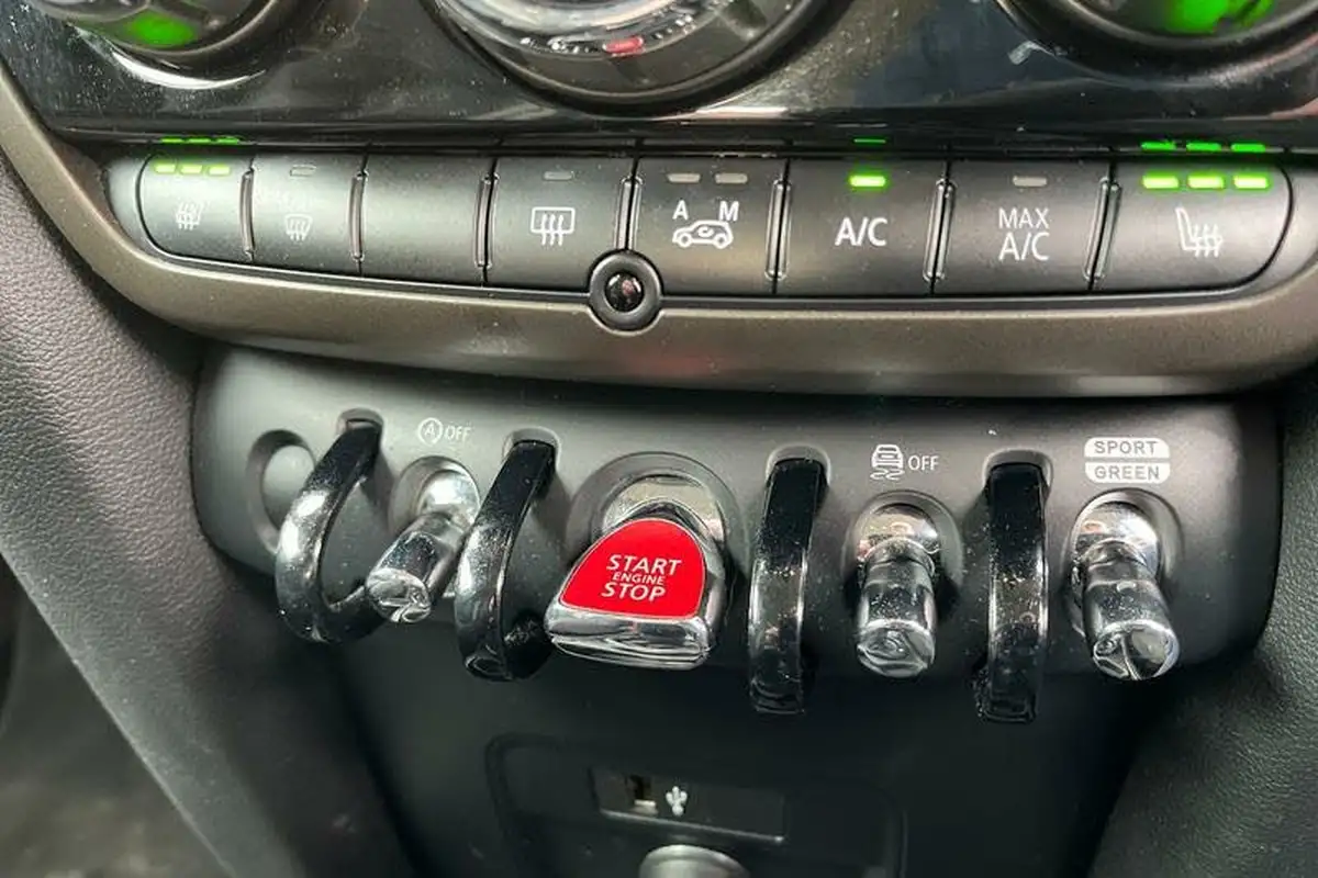 2022-mini-countryman-20-cooper-s-classic-auto-big-32