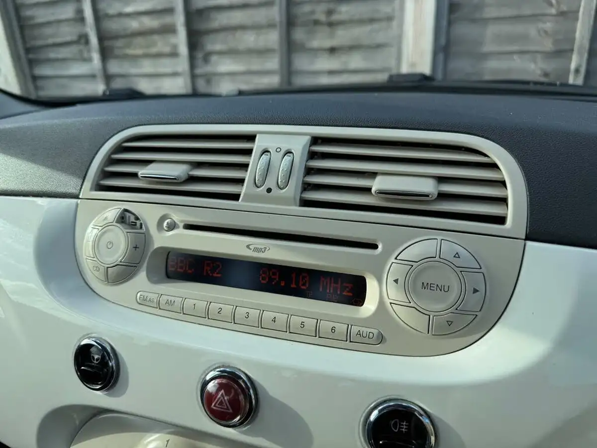 2013-fiat-500-12-pop-big-14