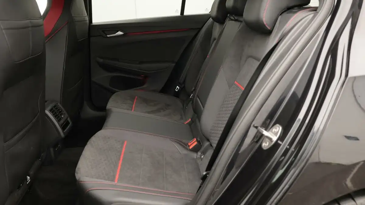2022-volkswagen-golf-20-tsi-gti-clubsport-big-16