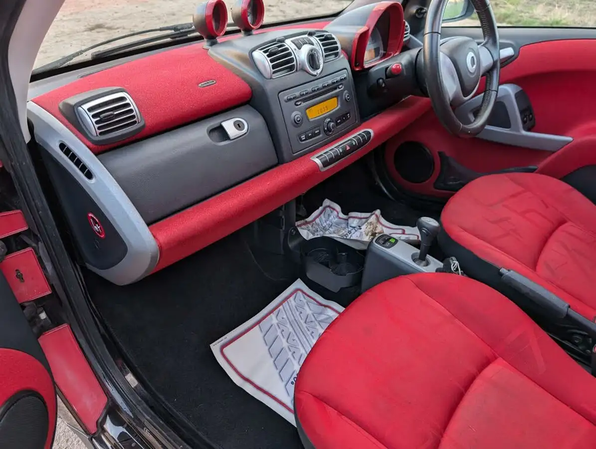 2009-smart-fortwo-10-passion-71bhp-cabriolet-big-15