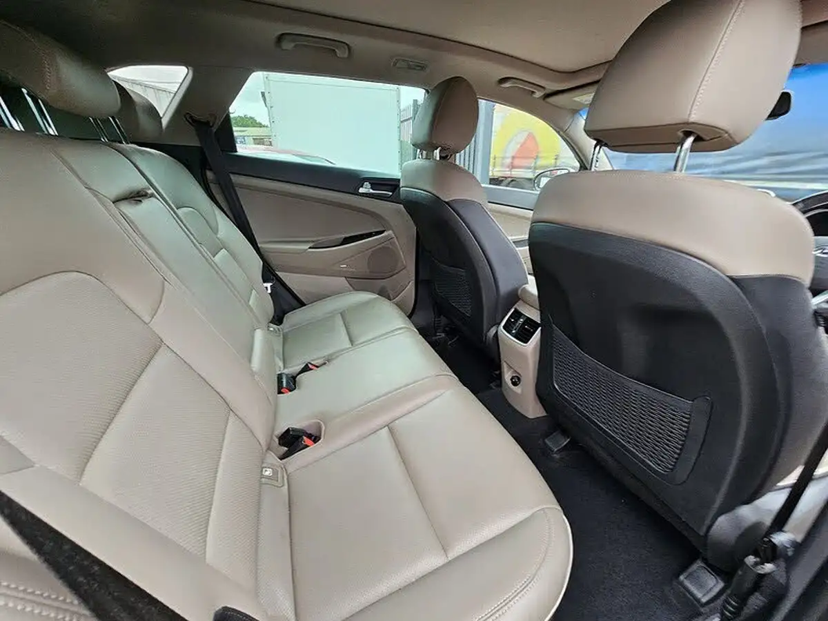 2019-hyundai-tucson-16-t-gdi-premium-se-dct-big-22