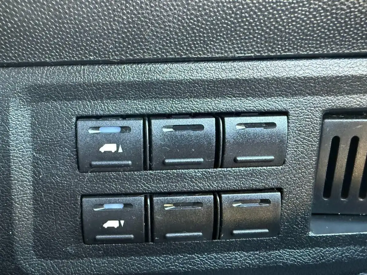 2014-peugeot-boxer-22td-335-l3-h2-window-big-20