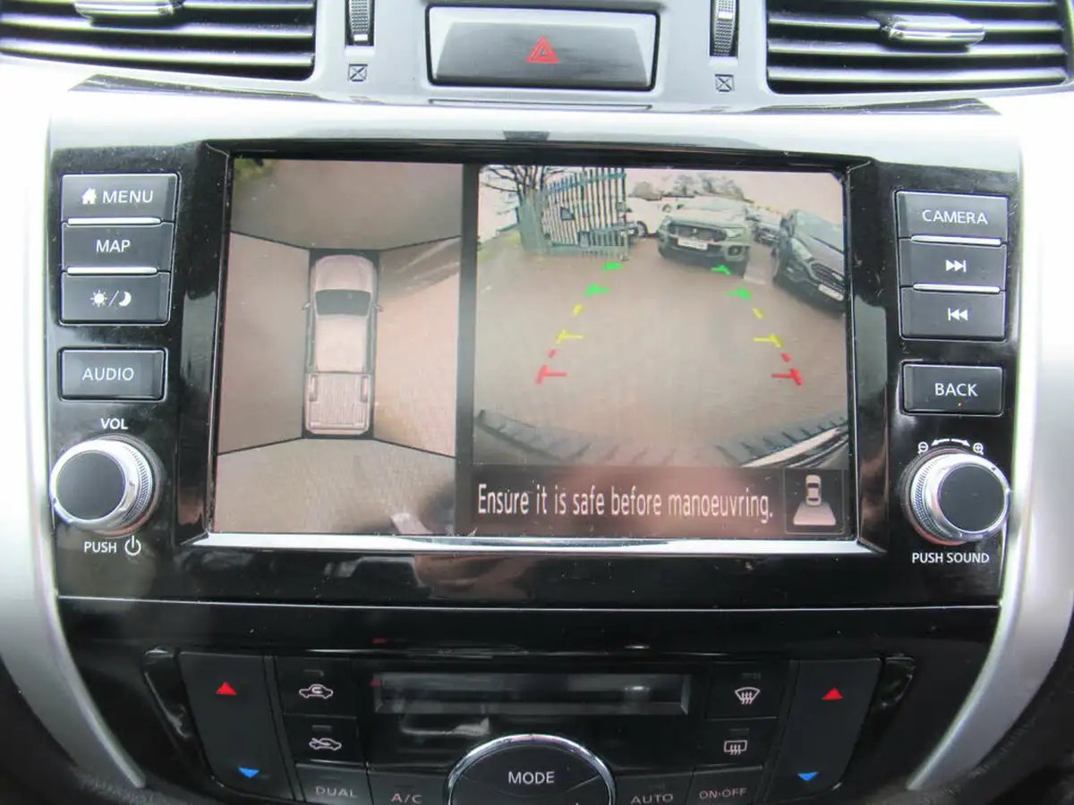 2021-nissan-navara-23dci-tt-n-guard-8-navileathersunroof-auto-big-15