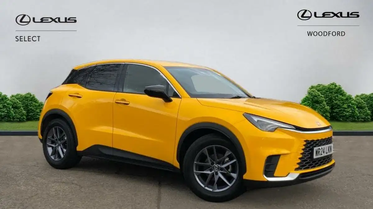 2024-lexus-lbx-15-premium-big-0