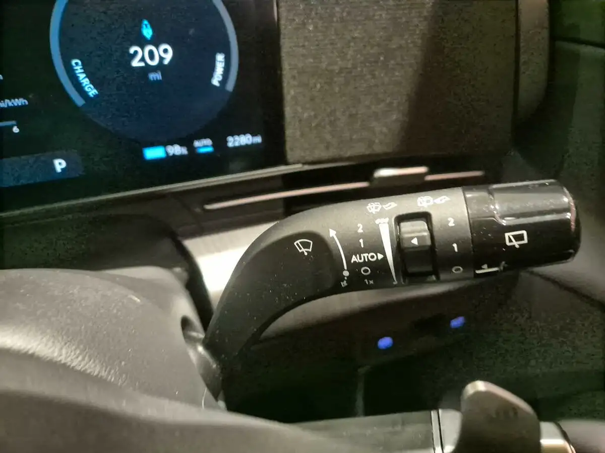 2024-hyundai-kona-e-ultimate-218ps-65kwh-big-22