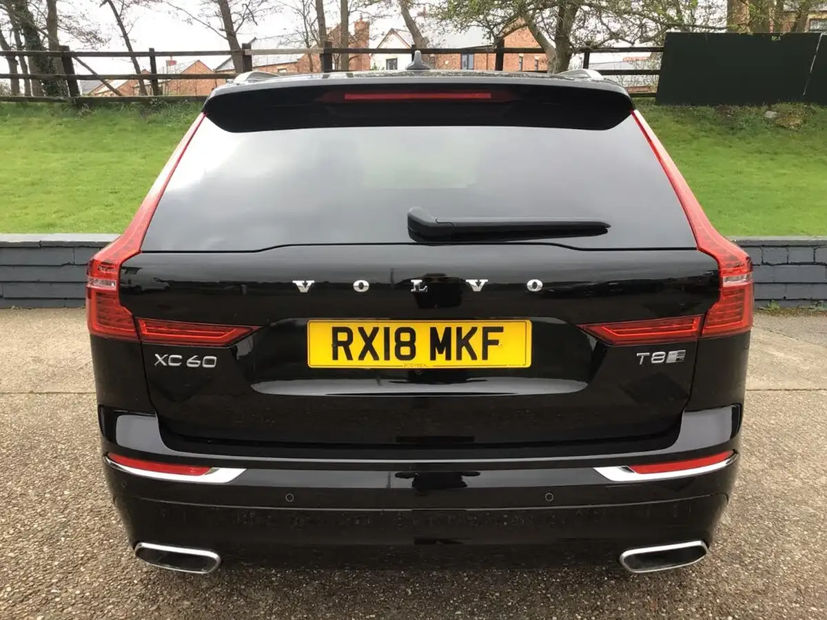 2018-volvo-xc60-20-t8-inscription-pro-390bhp-twin-engine-big-13