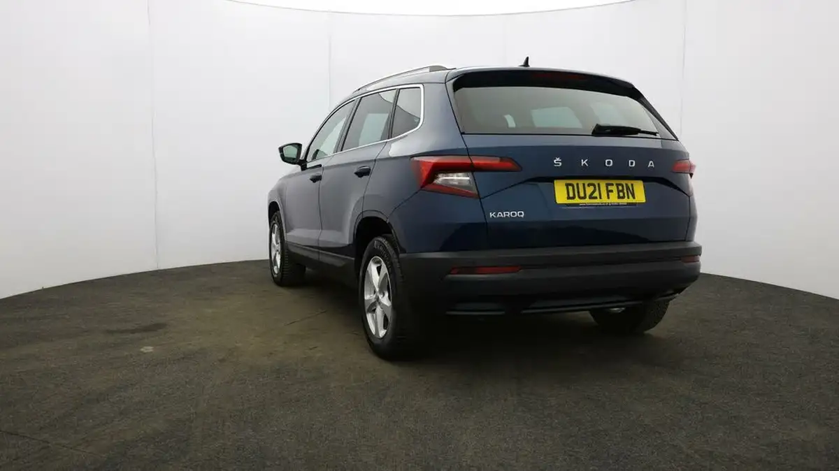 2021-skoda-karoq-15-tsi-se-l-big-30