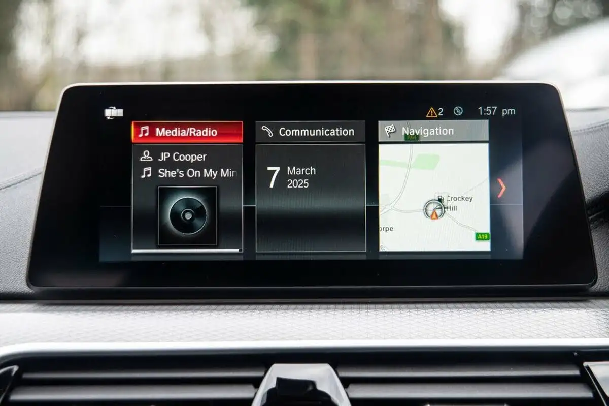 2019-bmw-5-series-20-520i-m-sport-touring-5d-big-18