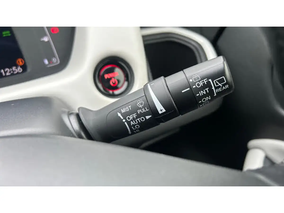2022-honda-jazz-15-i-mmd-ex-107ps-big-30
