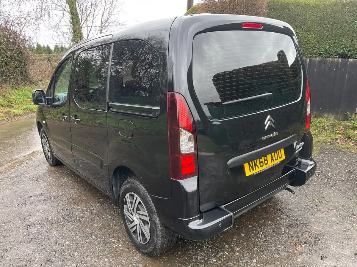 2018-citroen-berlingo-16bluehdi-multispace-feel-102ps-ss-etg6-big-7
