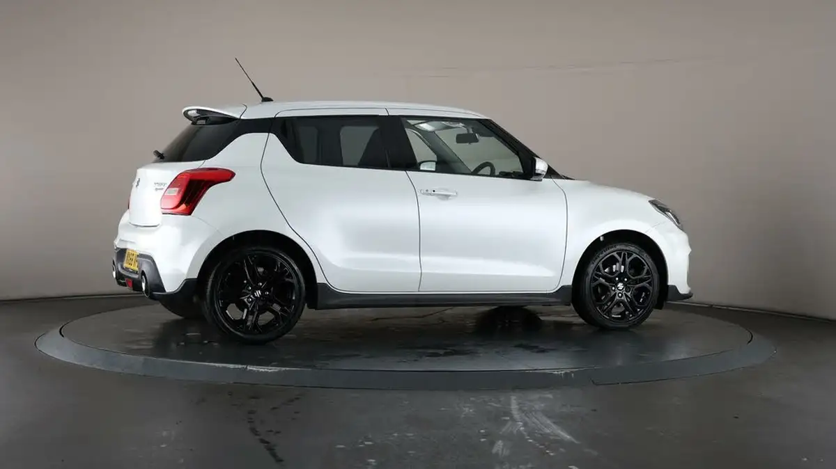 2018-suzuki-swift-14-boosterjet-sport-big-53