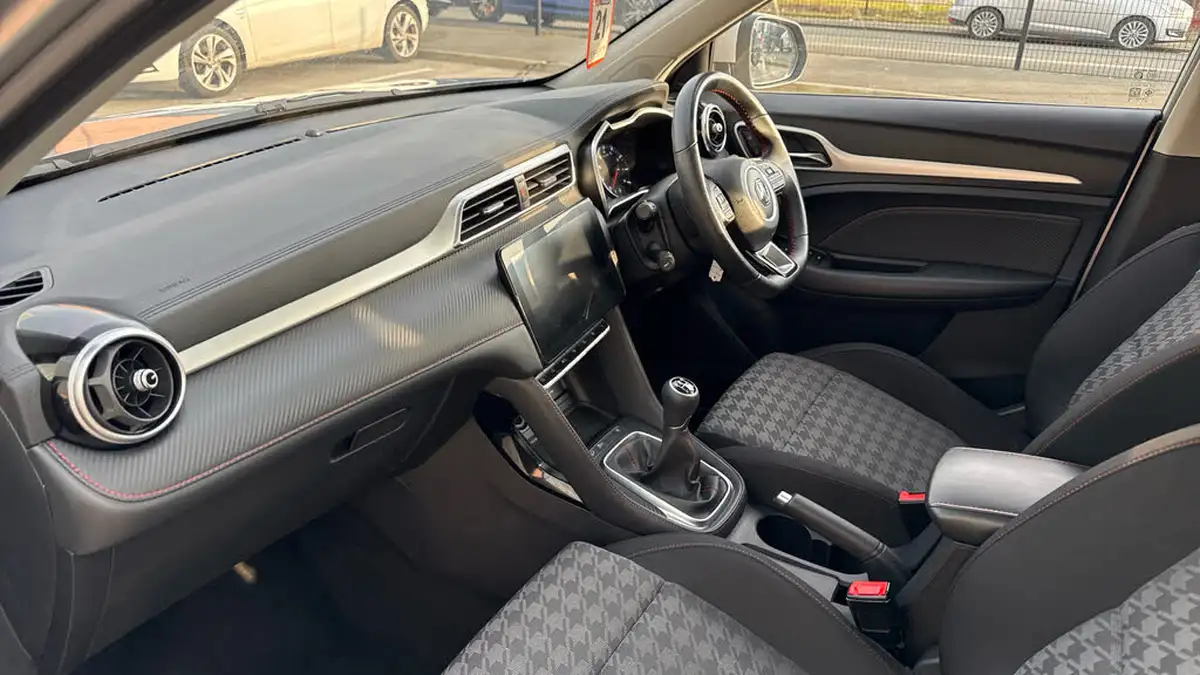 2022-mg-zs-suv-15-vti-tech-excite-big-11