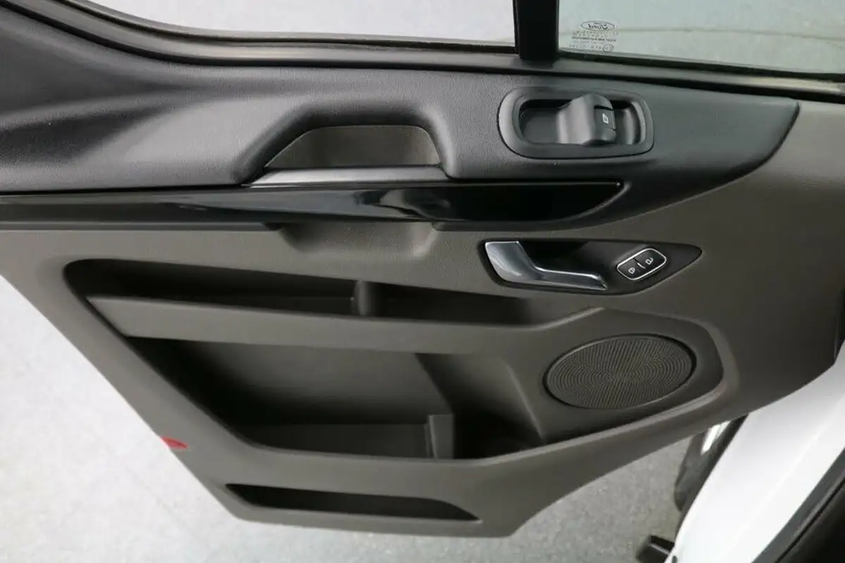 2022-ford-transit-custom-20tdci-300-l1h1-limited-130pseu6dt-panel-van-auto-big-66
