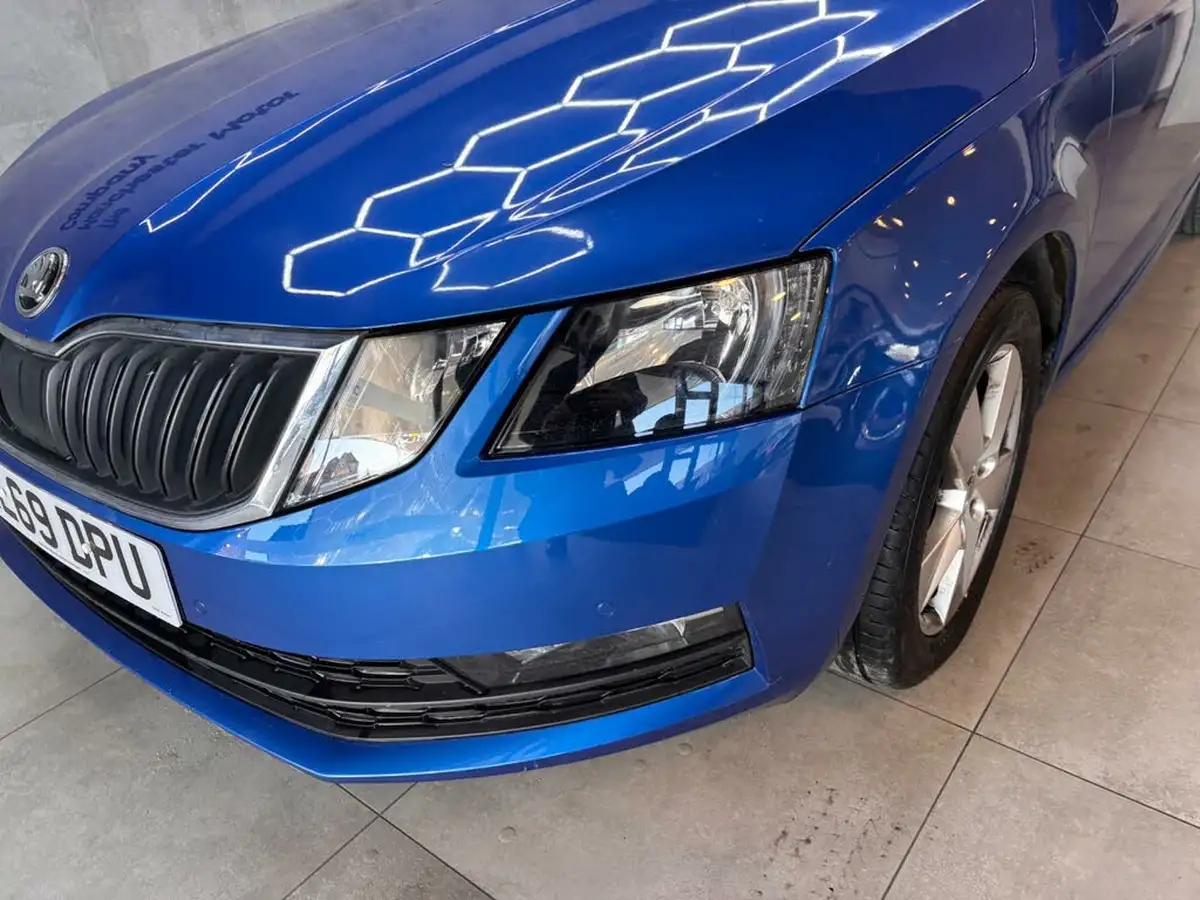 2019-skoda-octavia-16tdi-se-technology-estate-big-43