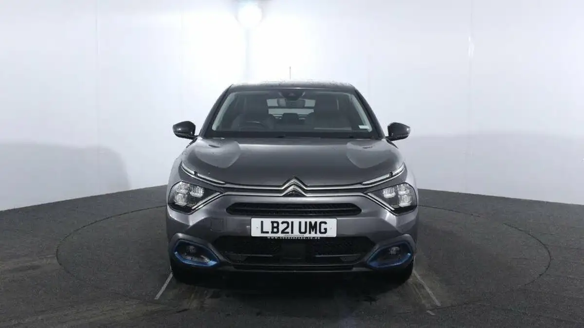 2021-citroen-c4-e-shine-plus-big-1