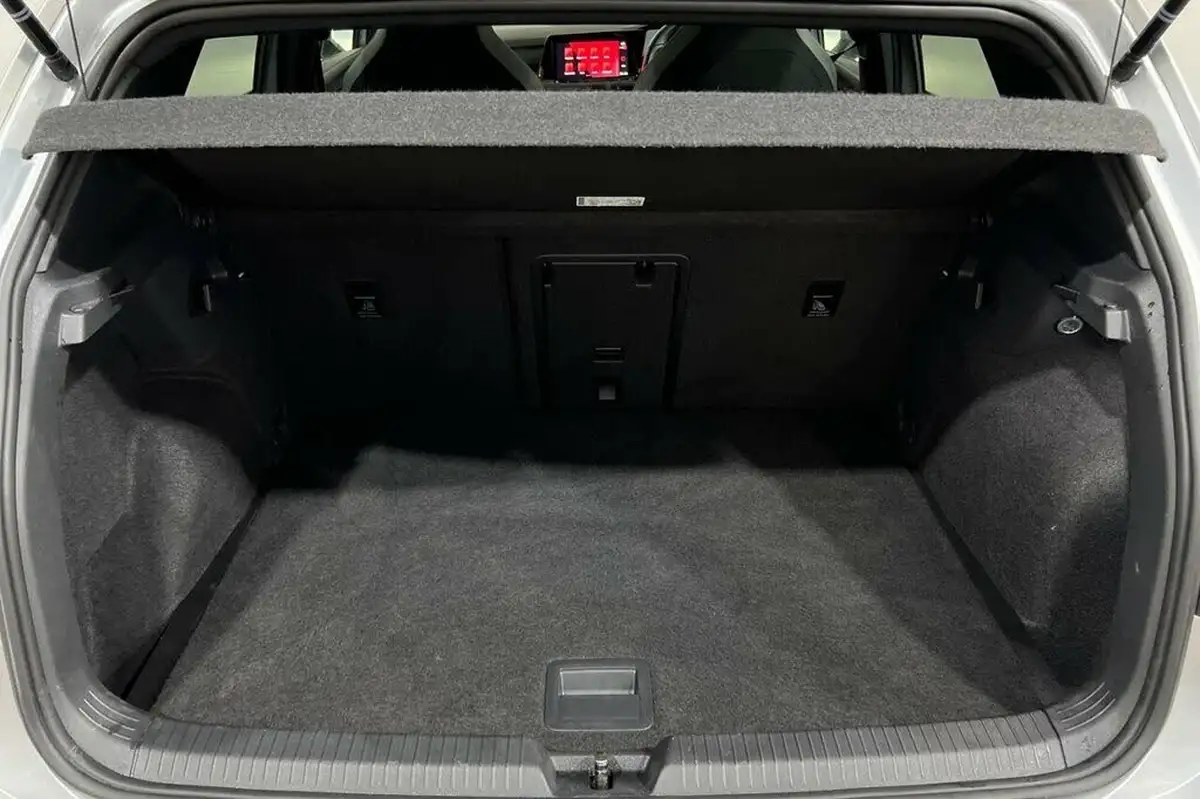 2022-volkswagen-golf-20tdi-gtd-big-41