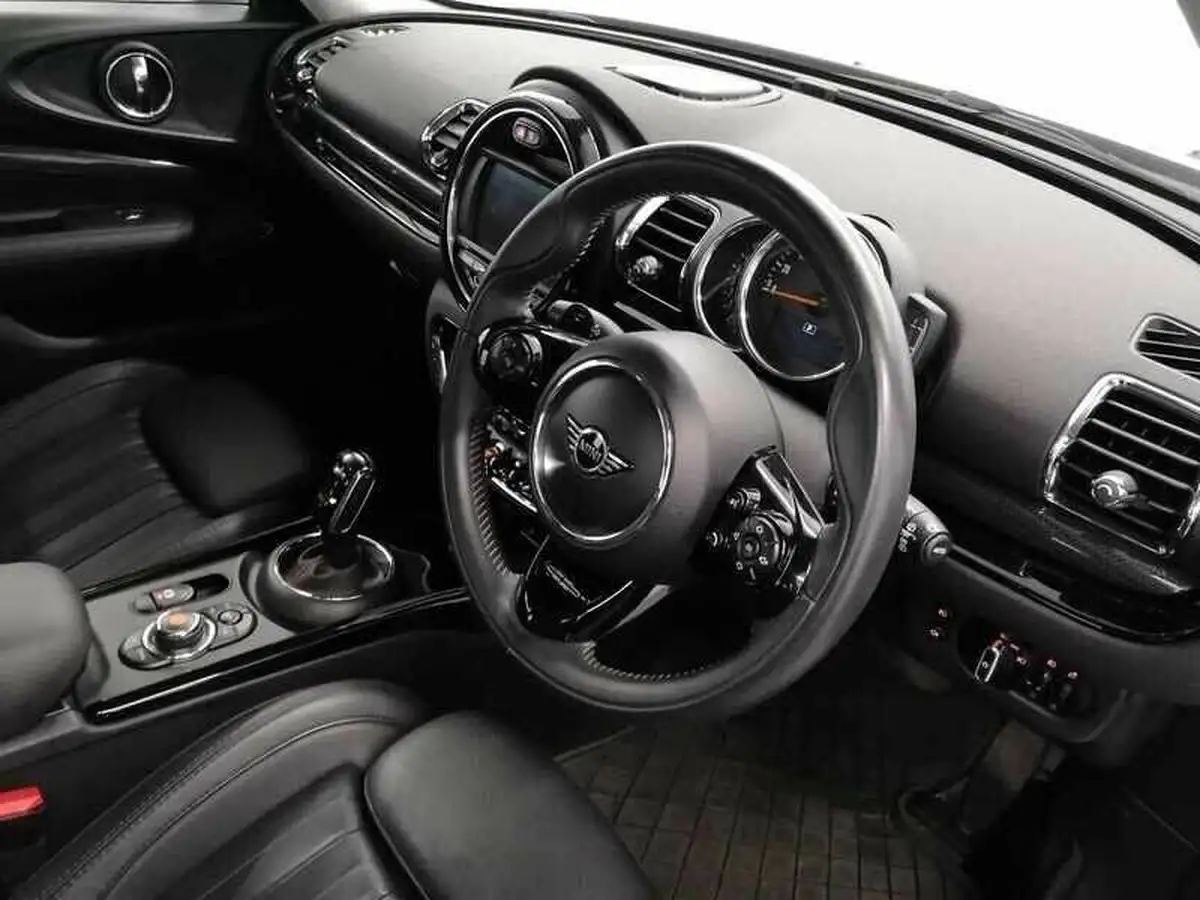2019-mini-clubman-20-cooper-s-exclusive-sport-auto-big-14
