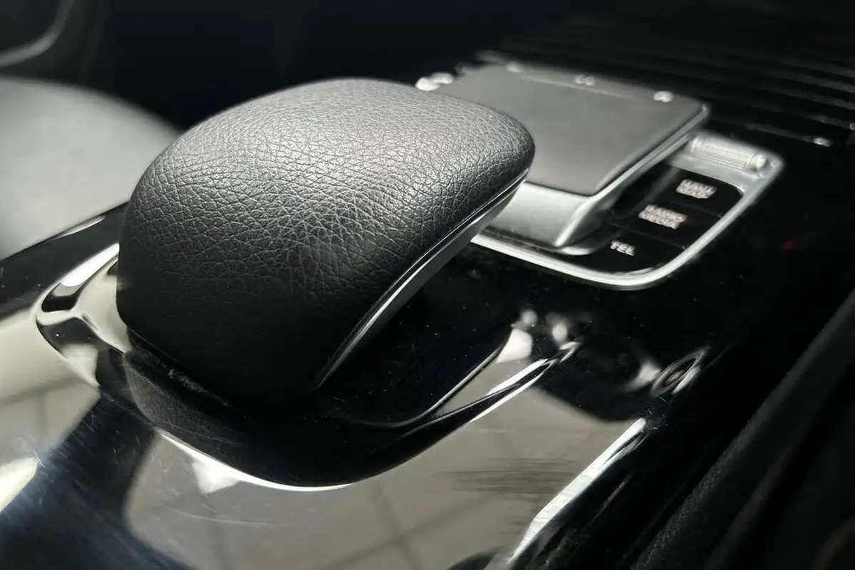 2019-mercedes-benz-a-class-15d-a180d-sport-hatchback-5d-7g-dct-big-20