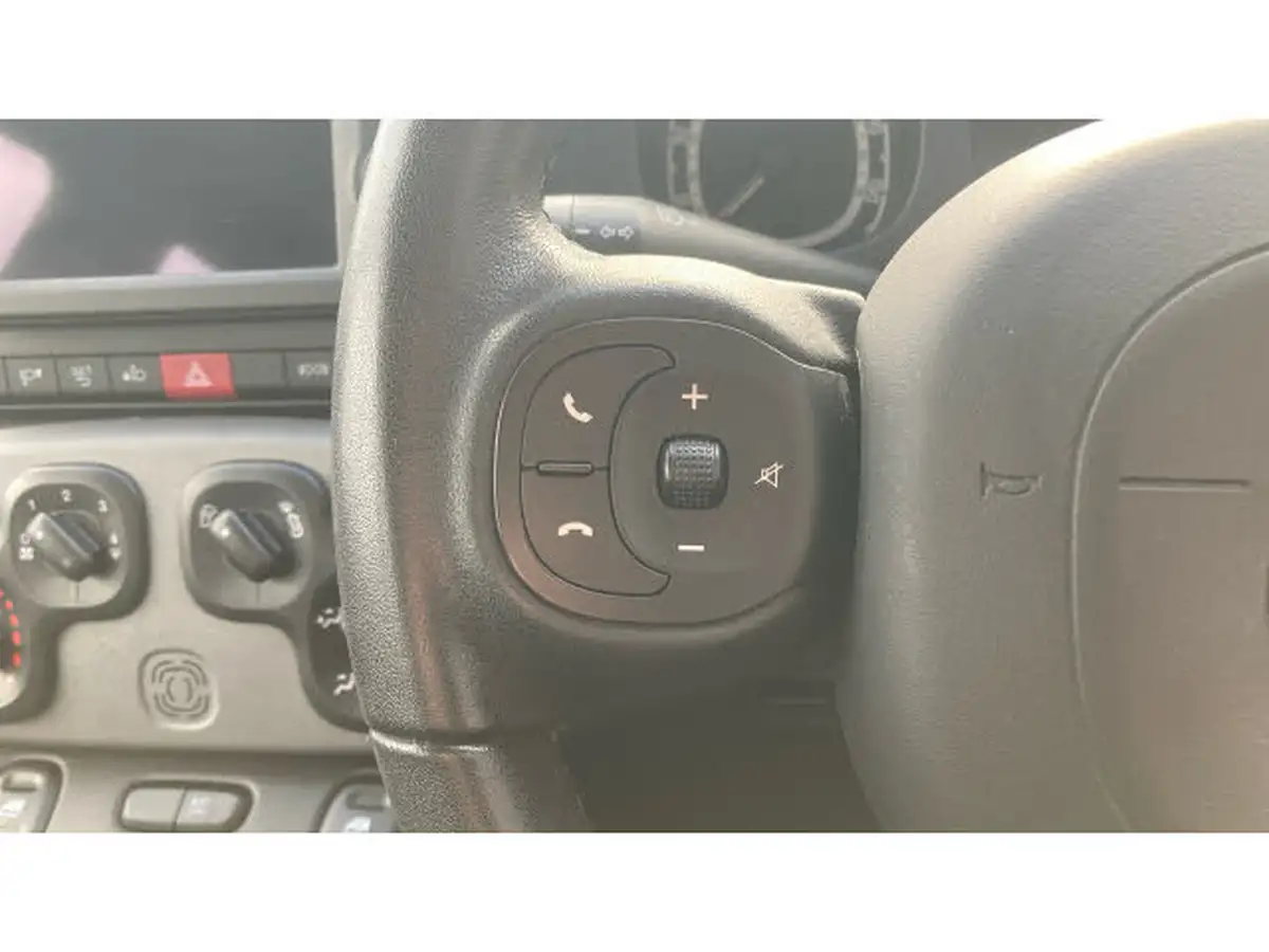 2022-fiat-panda-10-city-life-big-20