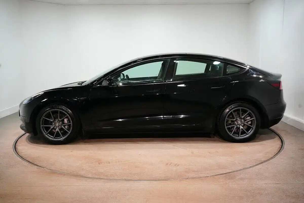 2021-tesla-model-3-e-standard-plus-big-4
