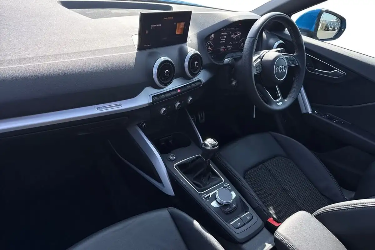 2020-audi-q2-15-35-tfsi-s-line-1498cc-big-14