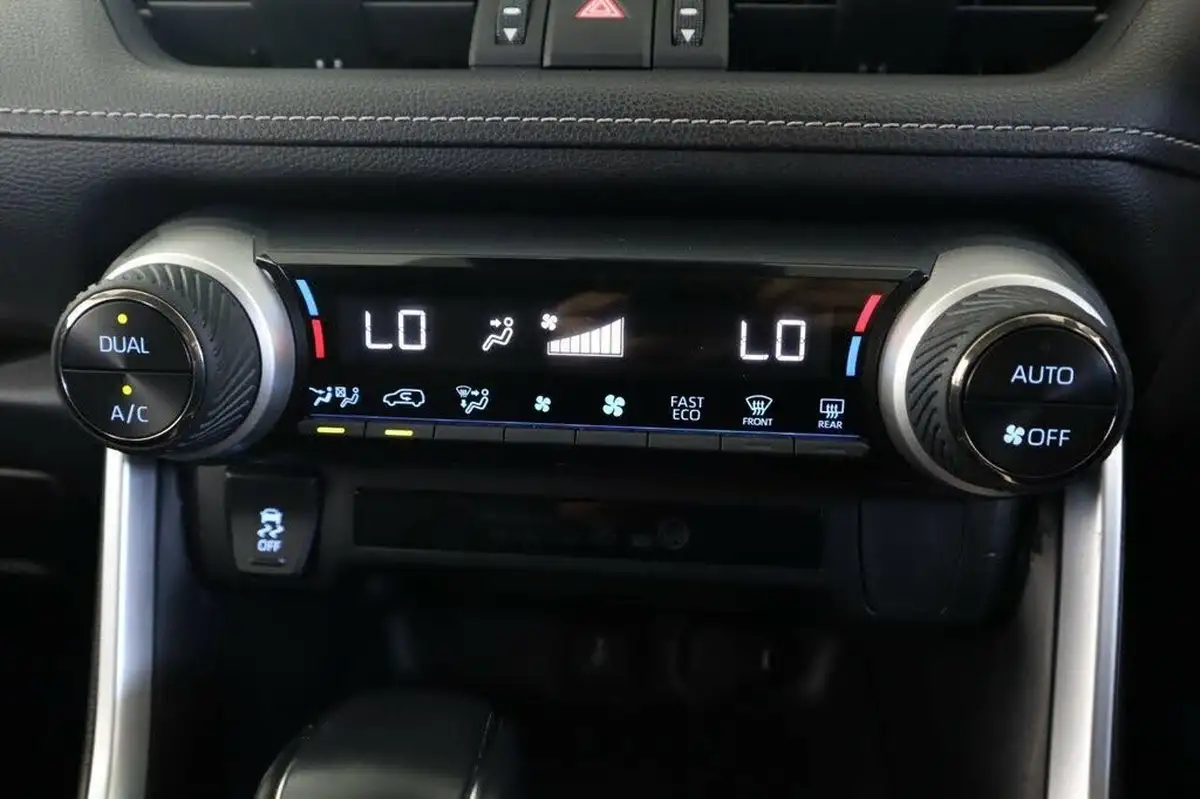 2021-toyota-rav4-25-vvt-i-excel-219bhp-big-24