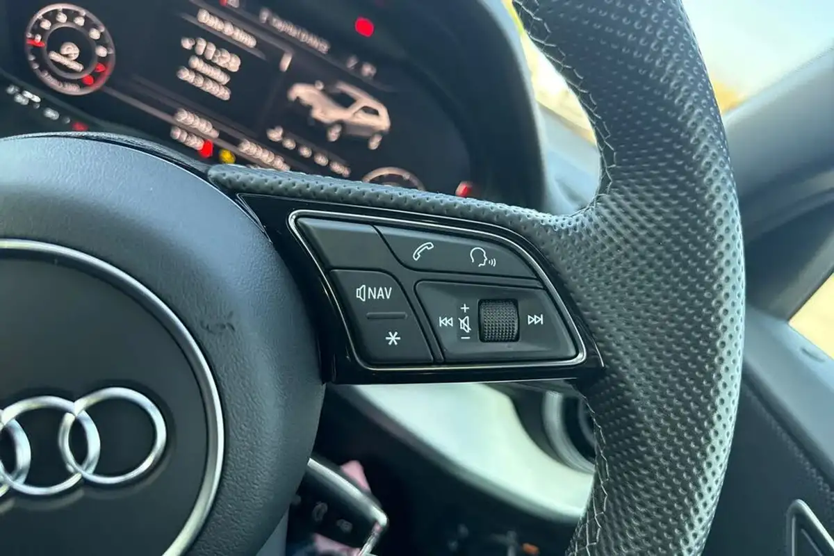 2020-audi-q2-15-35-tfsi-s-line-1498cc-big-38