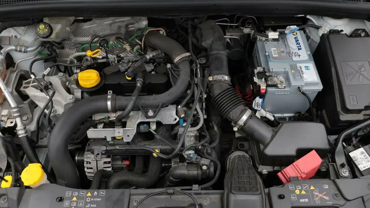 2021-renault-clio-10-sce-play-75bhp-big-19