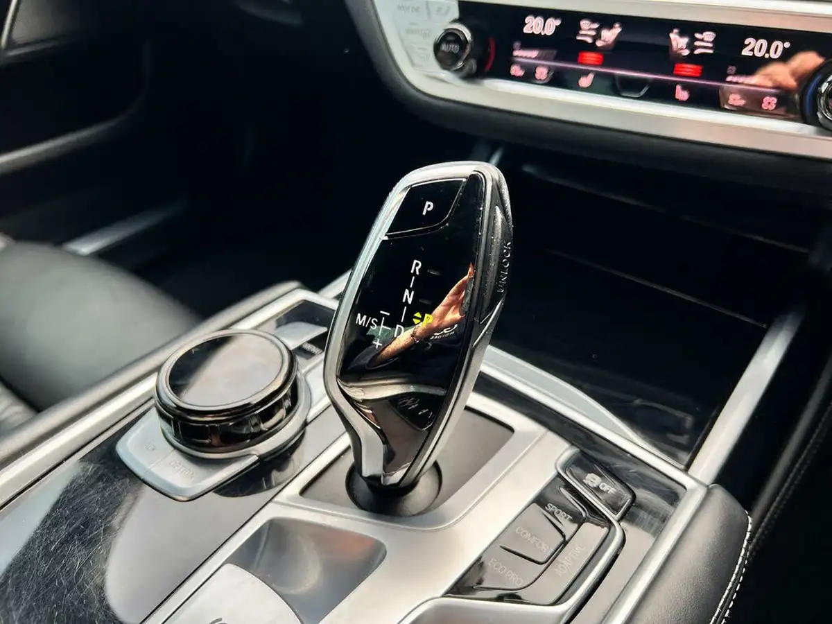 2022-bmw-7-series-30td-730d-m-sport-big-63