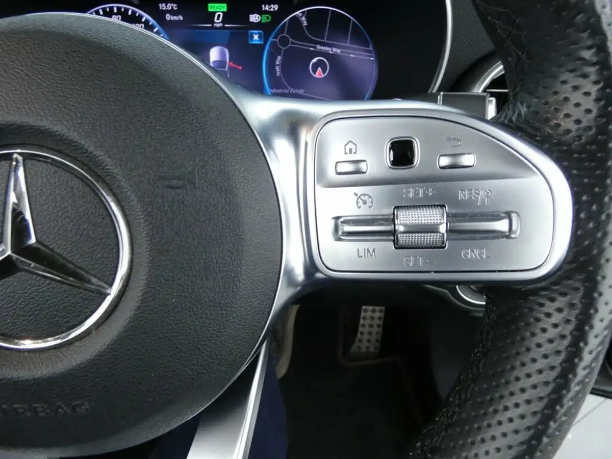 2019-mercedes-benz-c-class-15-c200-amg-line-premiumss-cabriolet-2d-big-25
