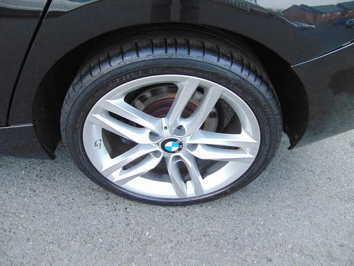 2016-bmw-1-series-15-118i-m-sport-5d-big-10