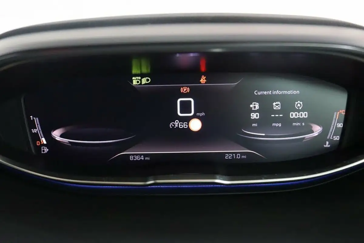 2022-peugeot-3008-suv-12-puretech-gt-big-22
