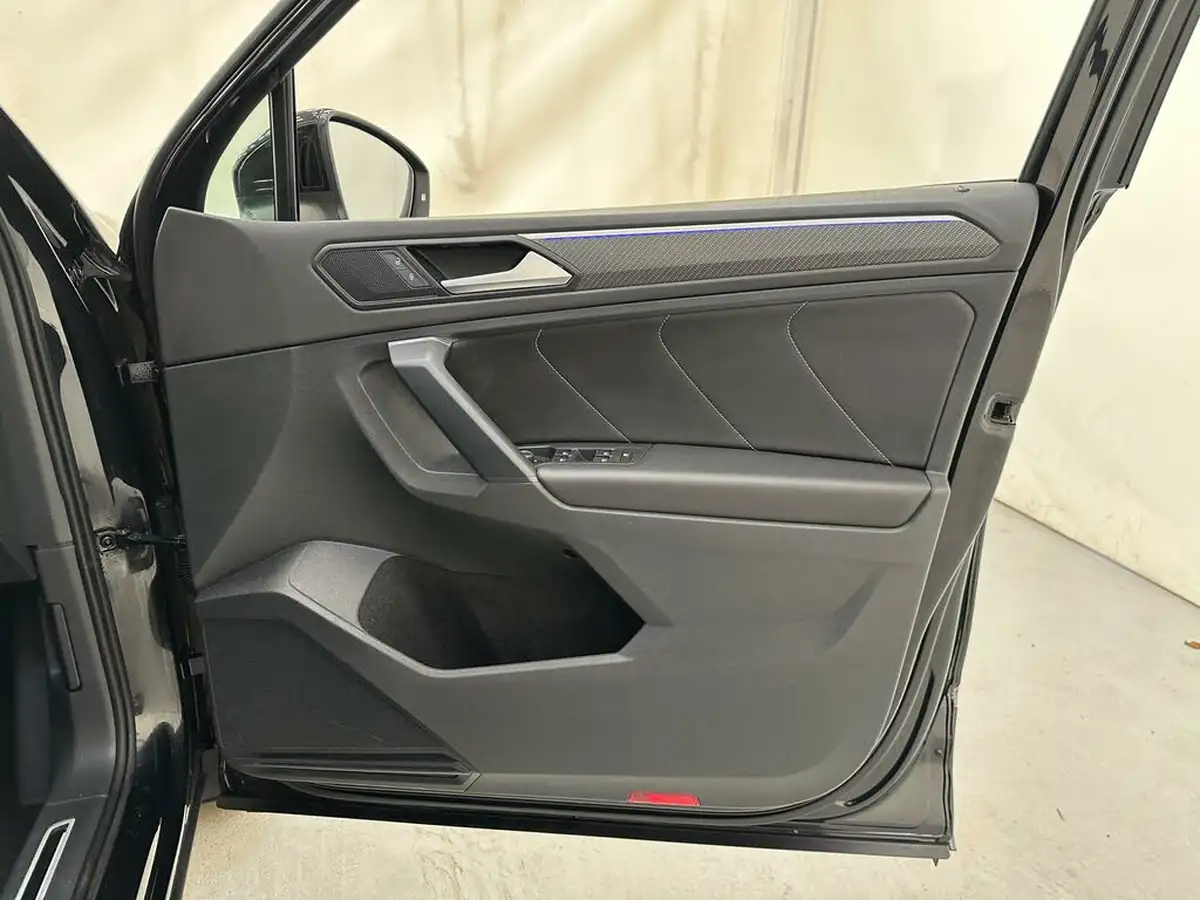 2021-volkswagen-tiguan-15-tsi-r-line-big-11