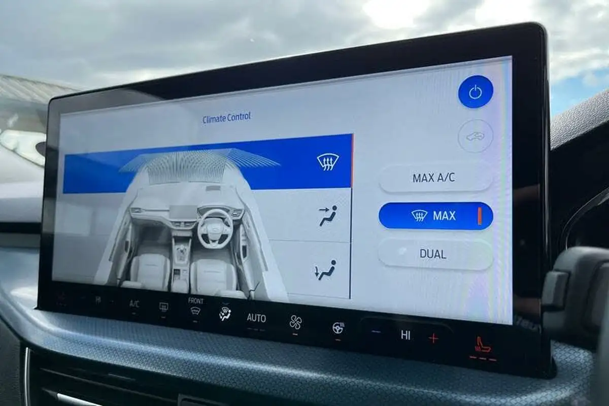 2022-ford-focus-big-29