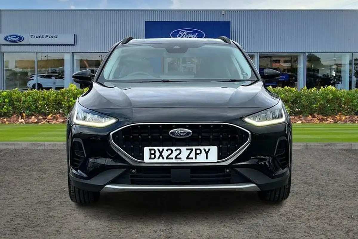 2022-ford-focus-big-5