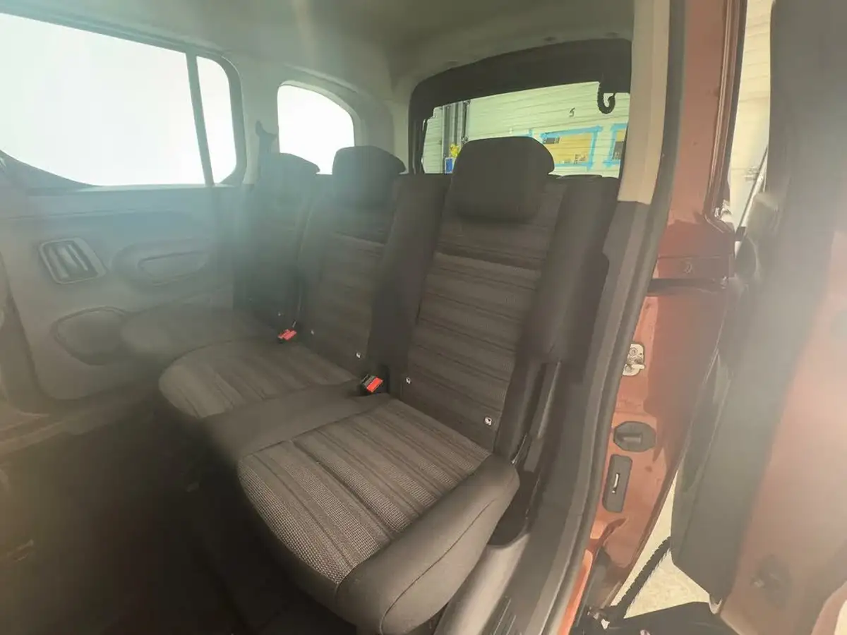 2021-vauxhall-combo-life-12i-se-big-7