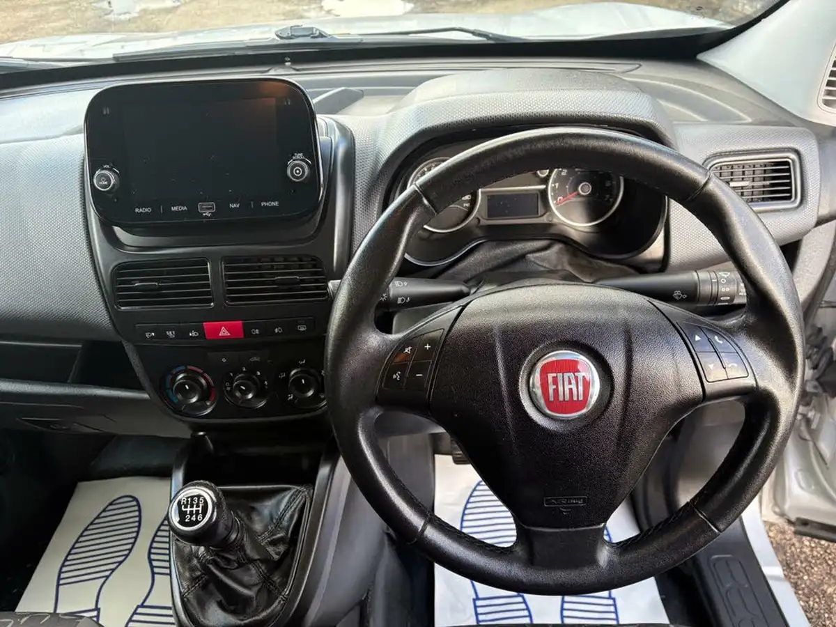 2022-fiat-doblo-cargo-16jtd-l1h1-tecnico-panel-van-big-25