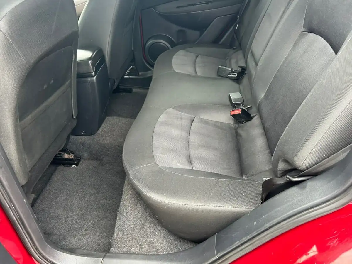 2013-nissan-qashqai-16-n-tec-big-11